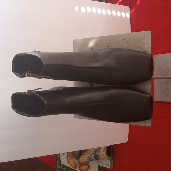 Women's Franco Sarto Black Ankle Boots - Picture 2 of 8